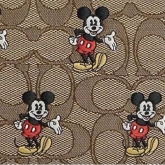 NWT COACH x DISNEY PARKS 50th Anniversary Mickey Zip Wristlet/ Clutch Bag RARE - Picture 5 of 8